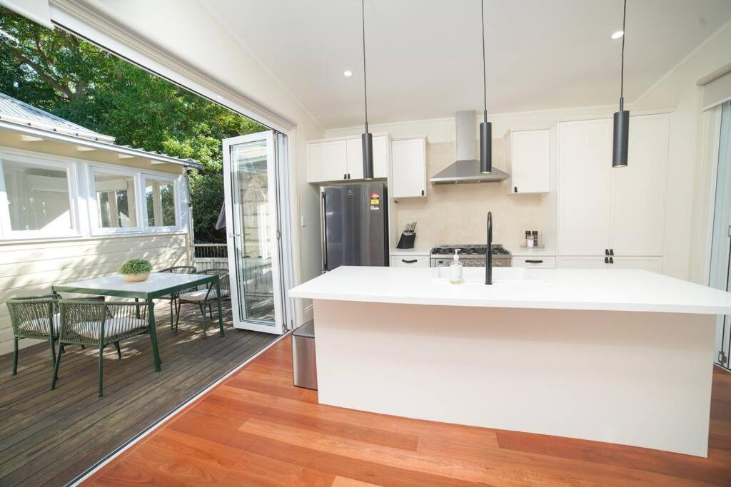 Charming Cammeray Cottage in Heart of Sydney