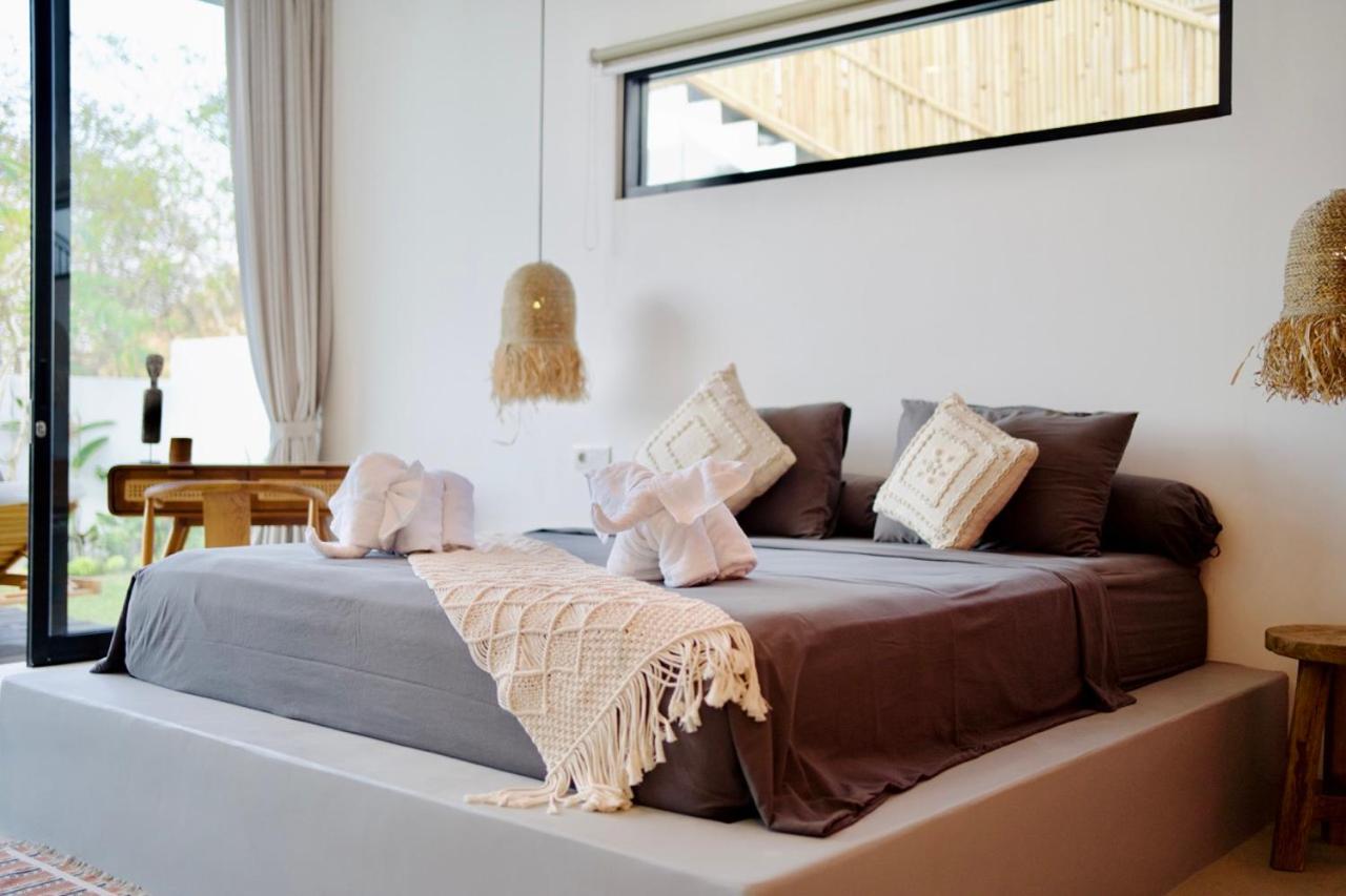 Villa Mercure - 2-bedroom Villa with private Pool & Garden