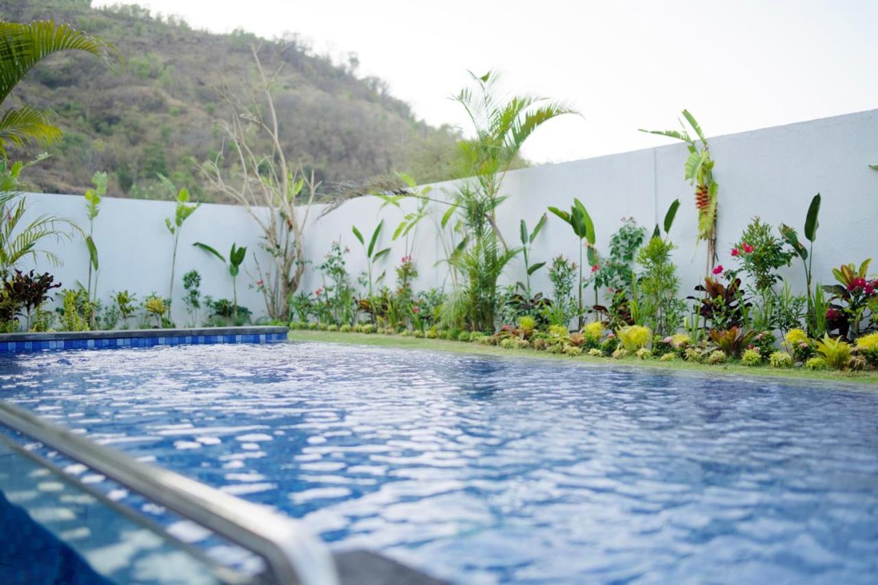 Villa Mercure - 2-bedroom Villa with private Pool & Garden