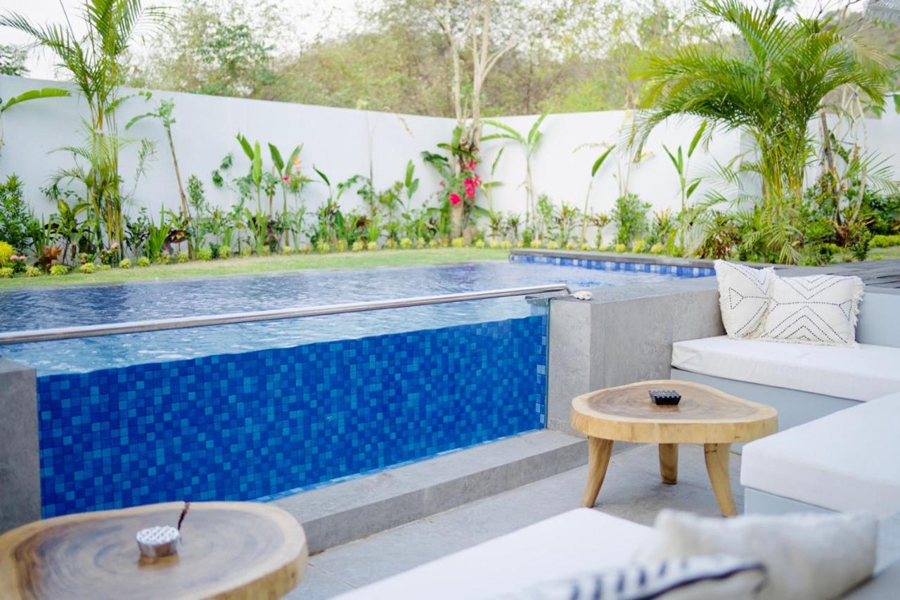 Villa Mercure - 2-bedroom Villa with private Pool & Garden