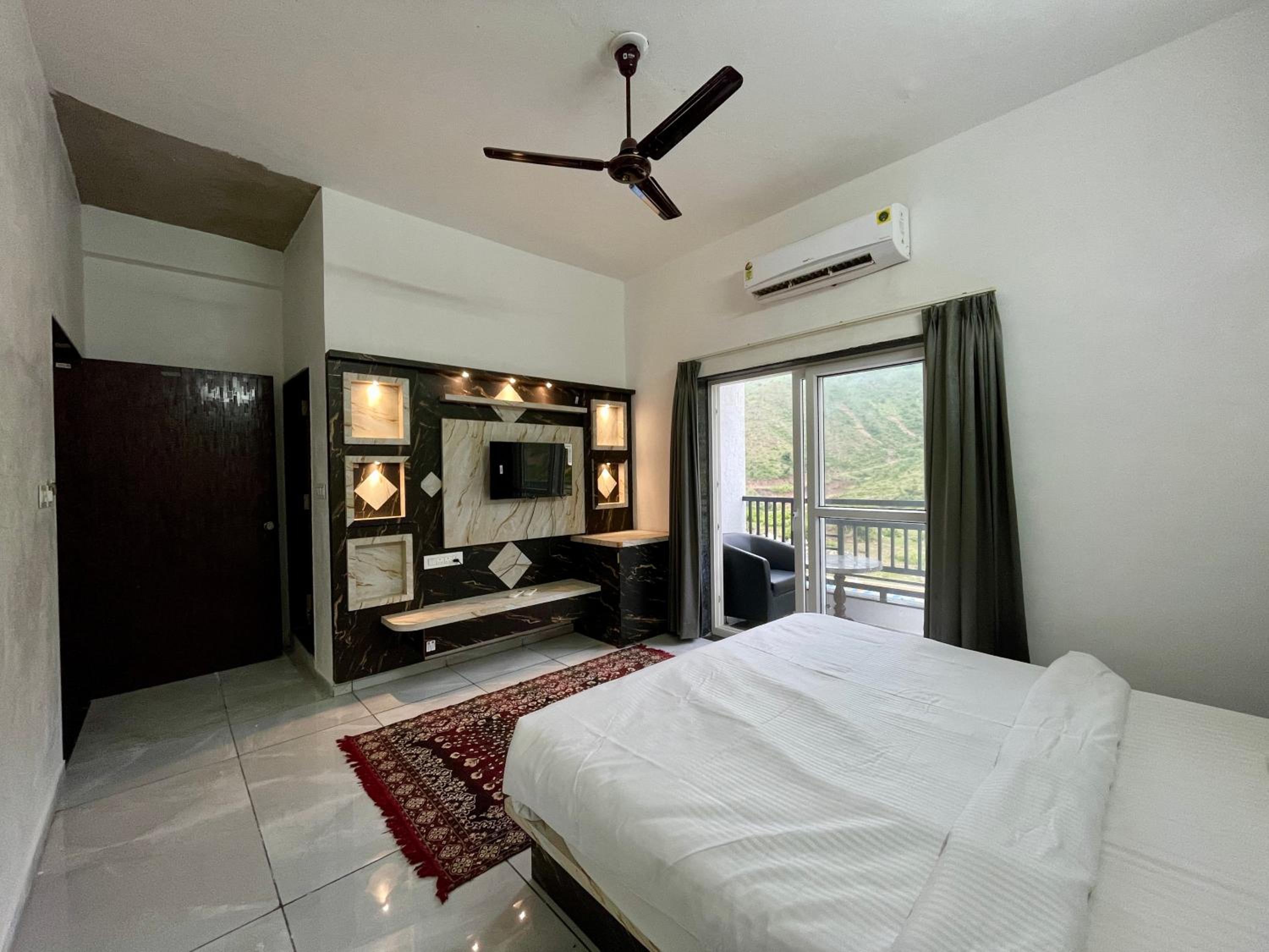 Mount Villa view 2