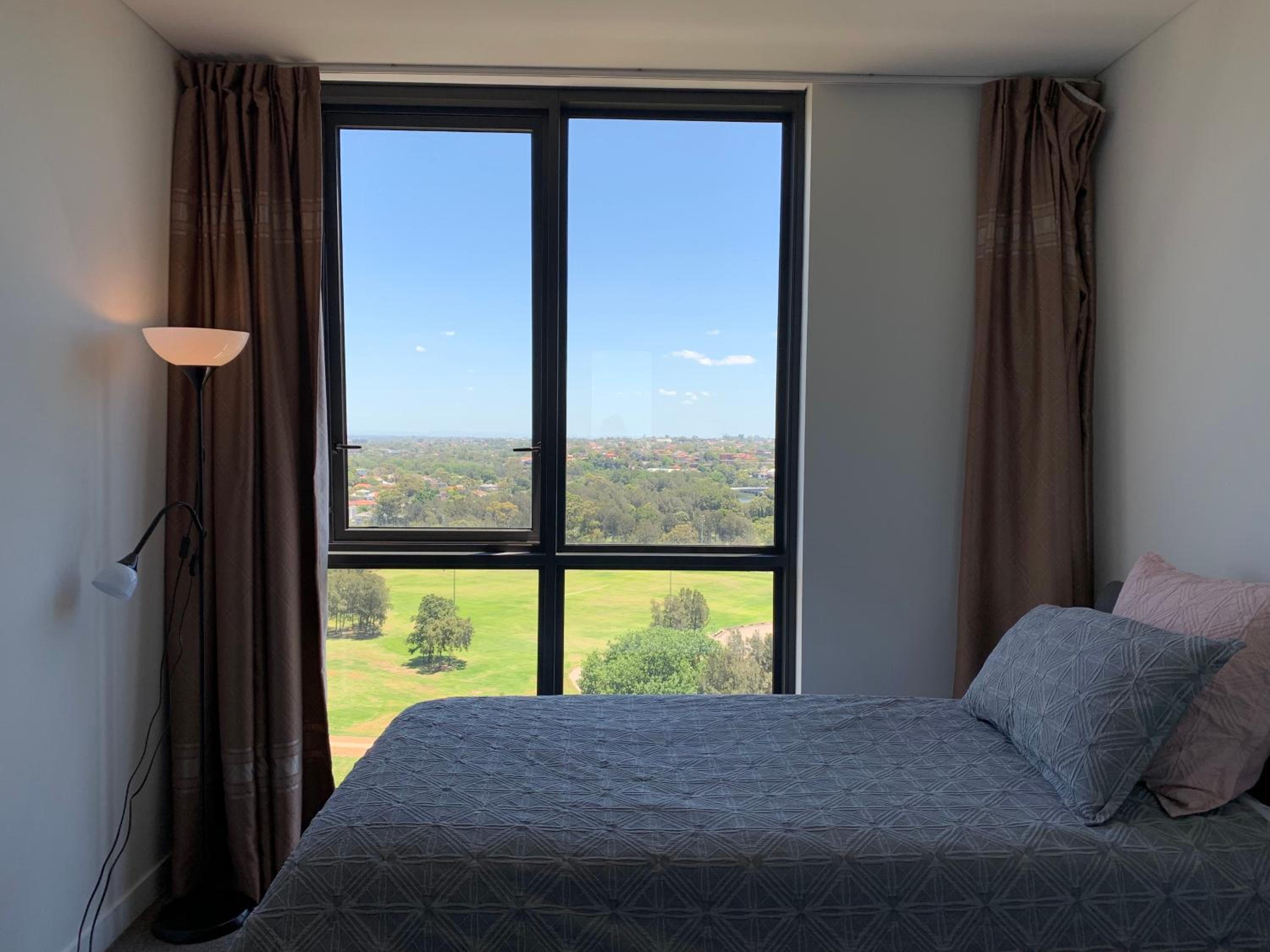 Panoramic views in luxurious brand new apartment