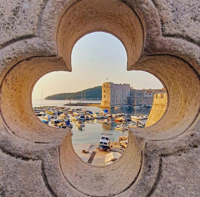 Palace La Strada - Superior Family Apartment - Luxury Holiday - Old Town Dubrovnik