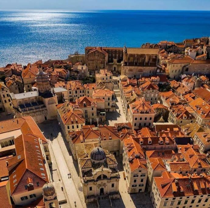 Palace La Strada - Superior Family Apartment - Luxury Holiday - Old Town Dubrovnik