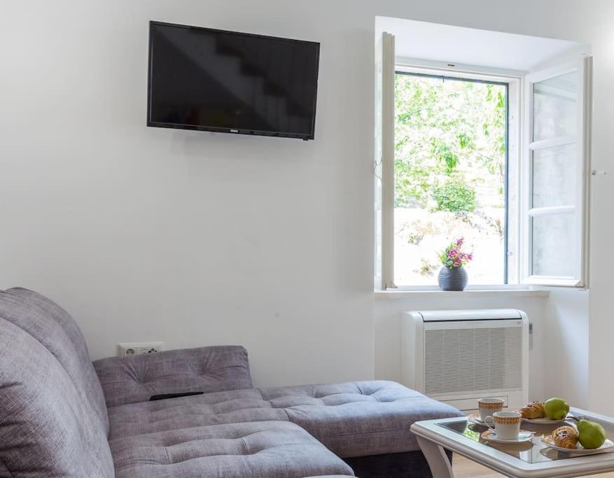 Palace La Strada - Superior Family Apartment - Luxury Holiday - Old Town Dubrovnik