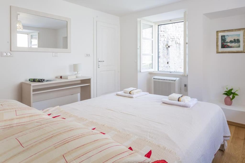 Palace La Strada - Superior Family Apartment - Luxury Holiday - Old Town Dubrovnik
