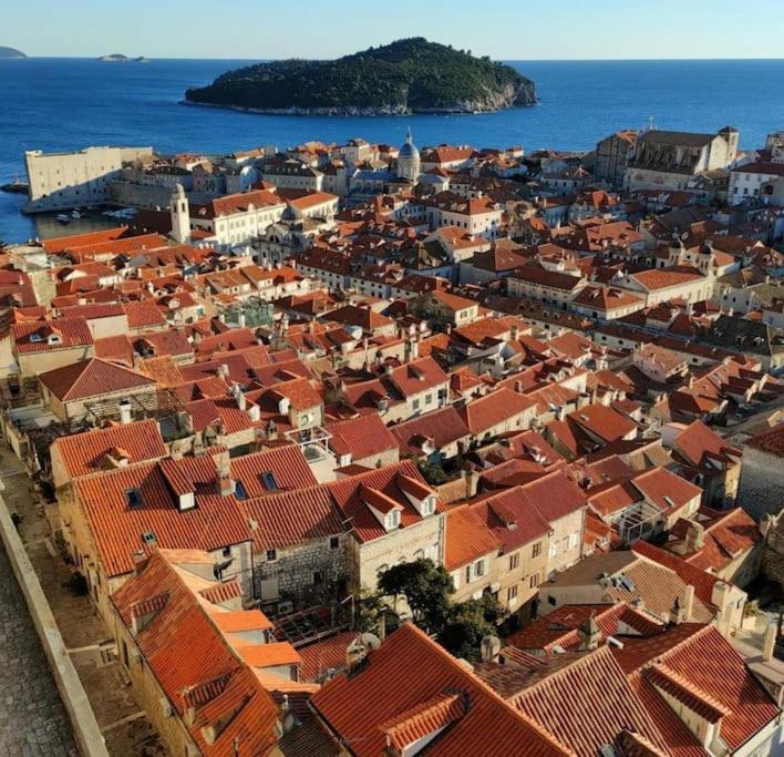 Palace La Strada - Superior Family Apartment - Luxury Holiday - Old Town Dubrovnik