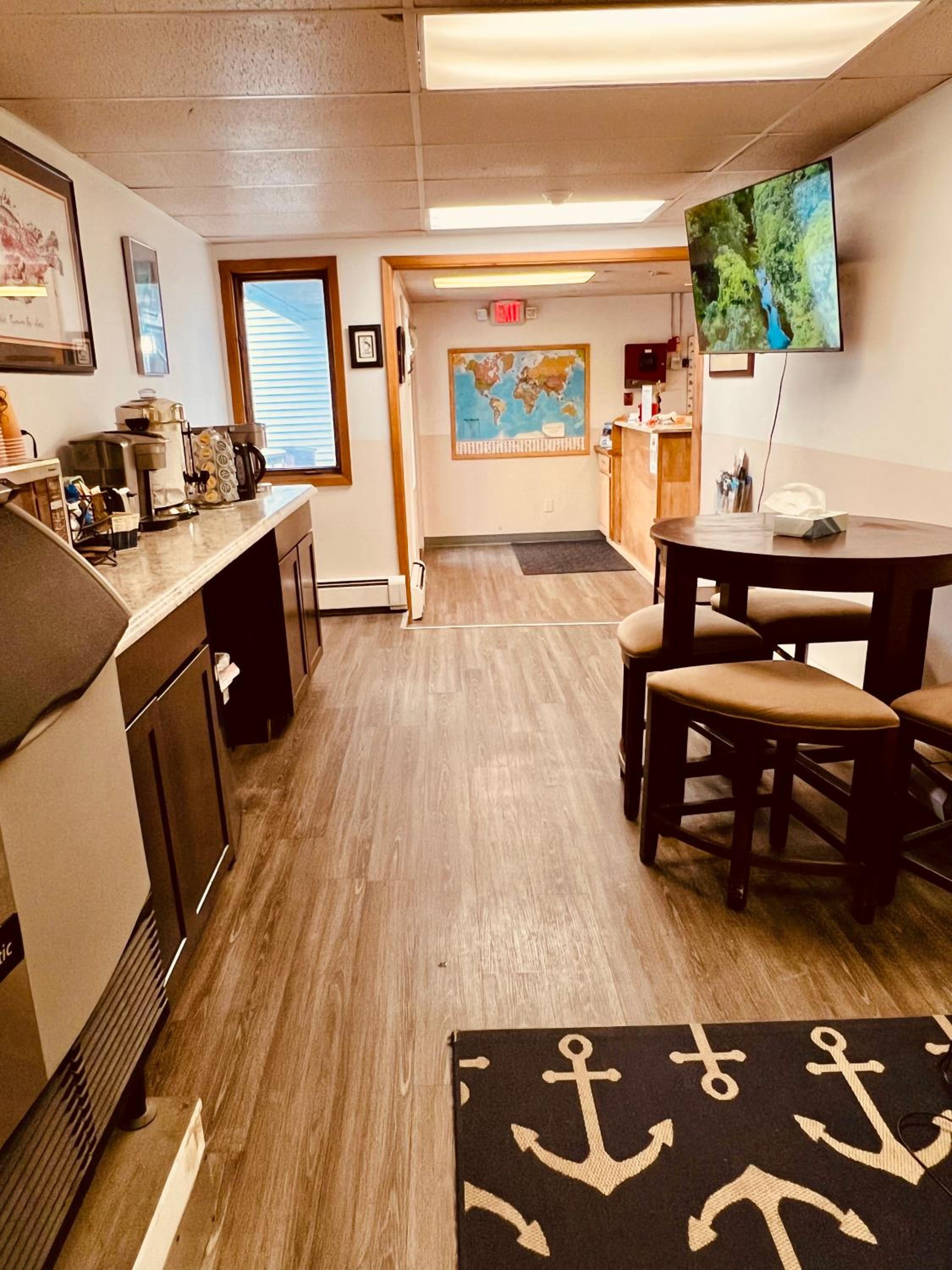 Marina Motel