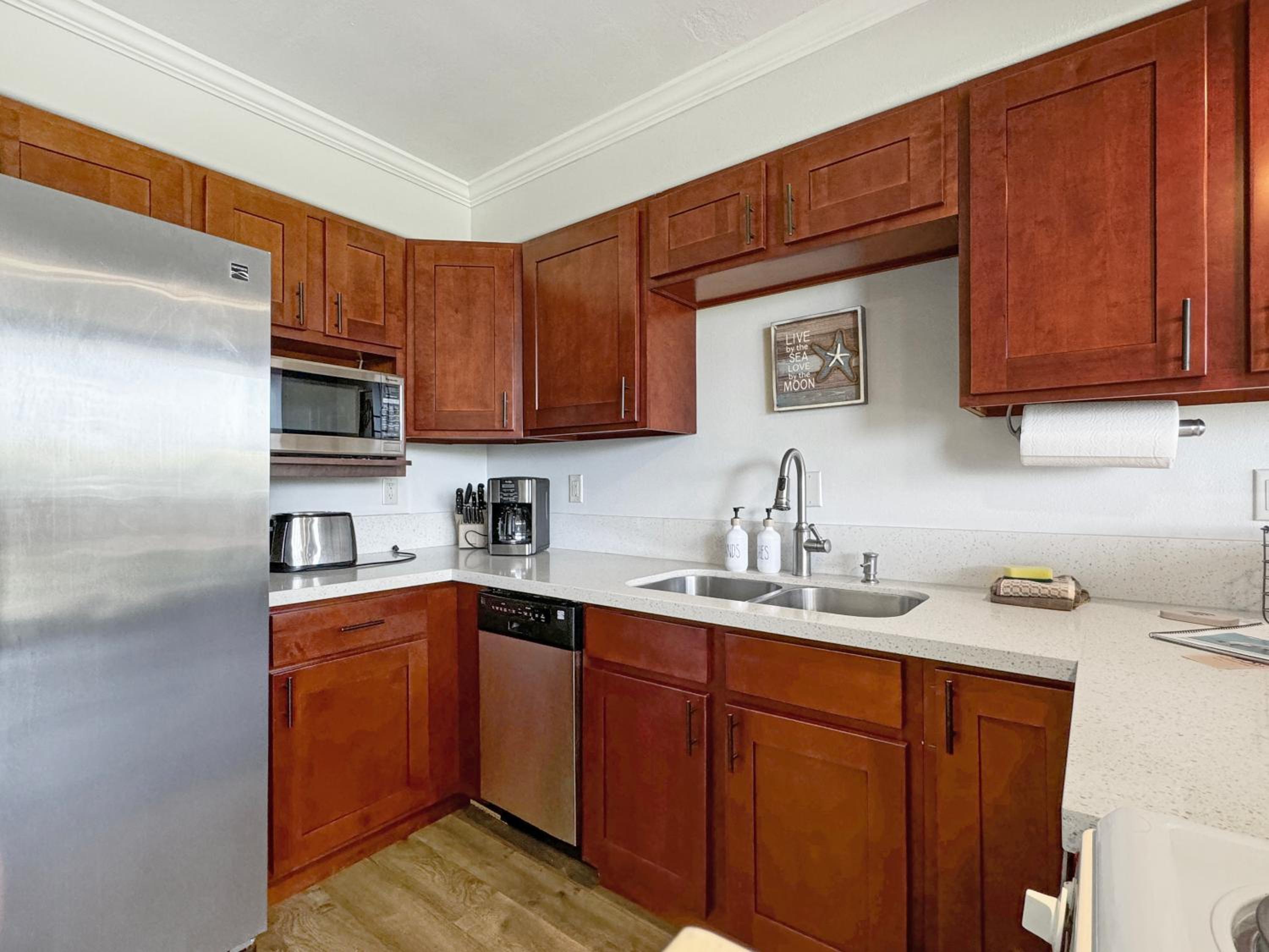 Kuhio Shores- Oceanfront, AC, Ground Floor view 5