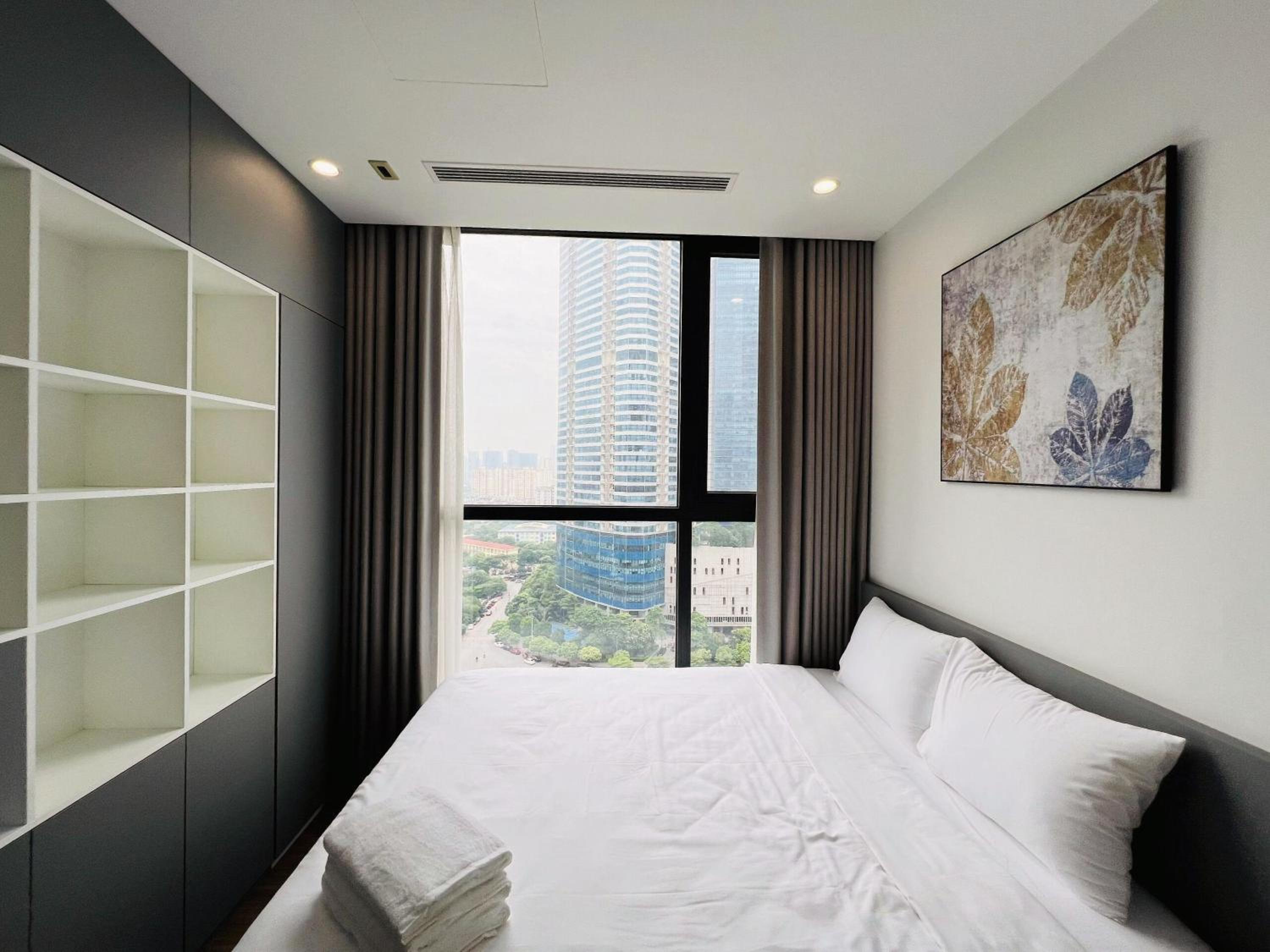 TIL-Vinhomes Skylake Serene Apartments