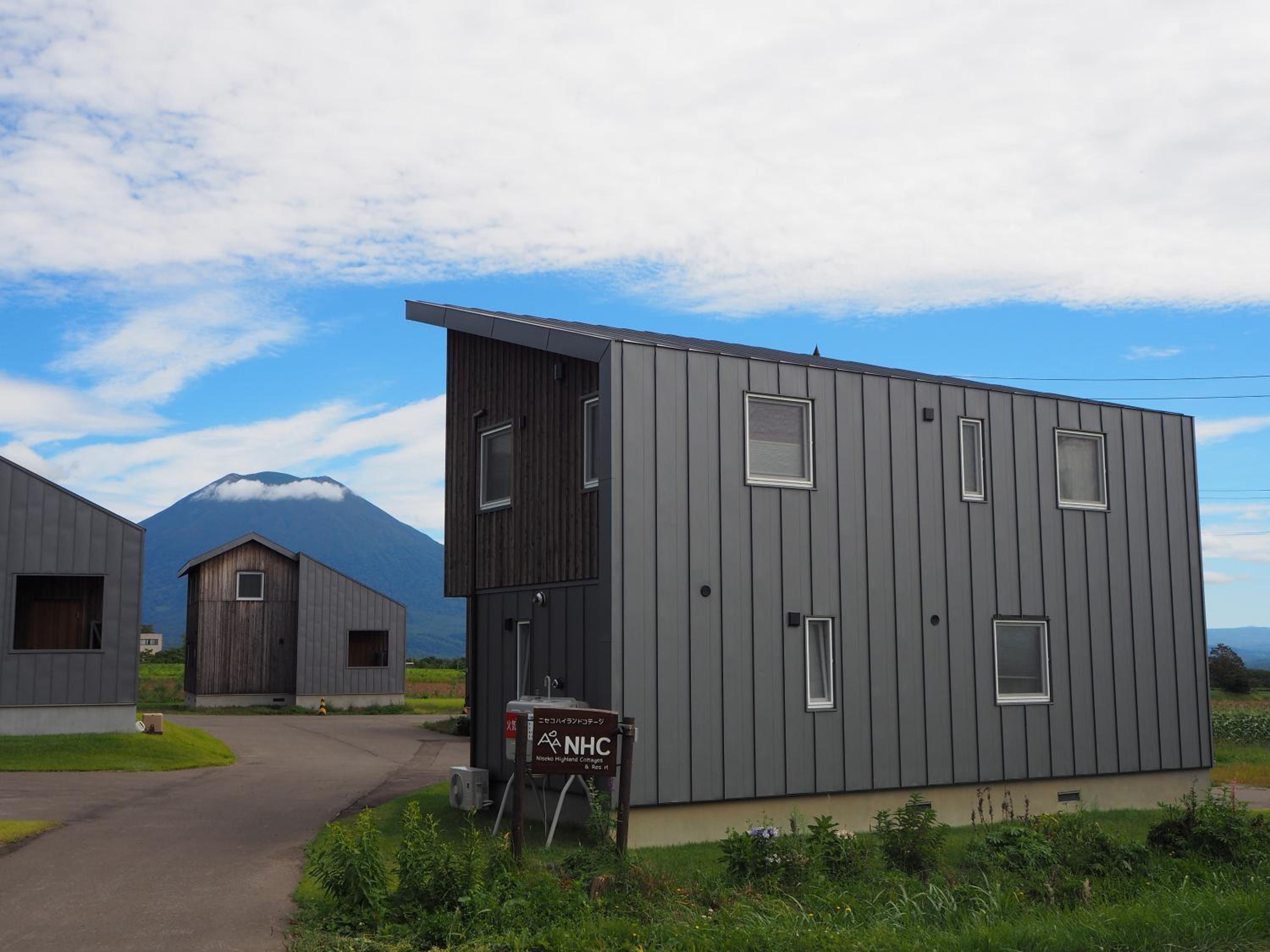 Niseko Highland Cottages - Image 1