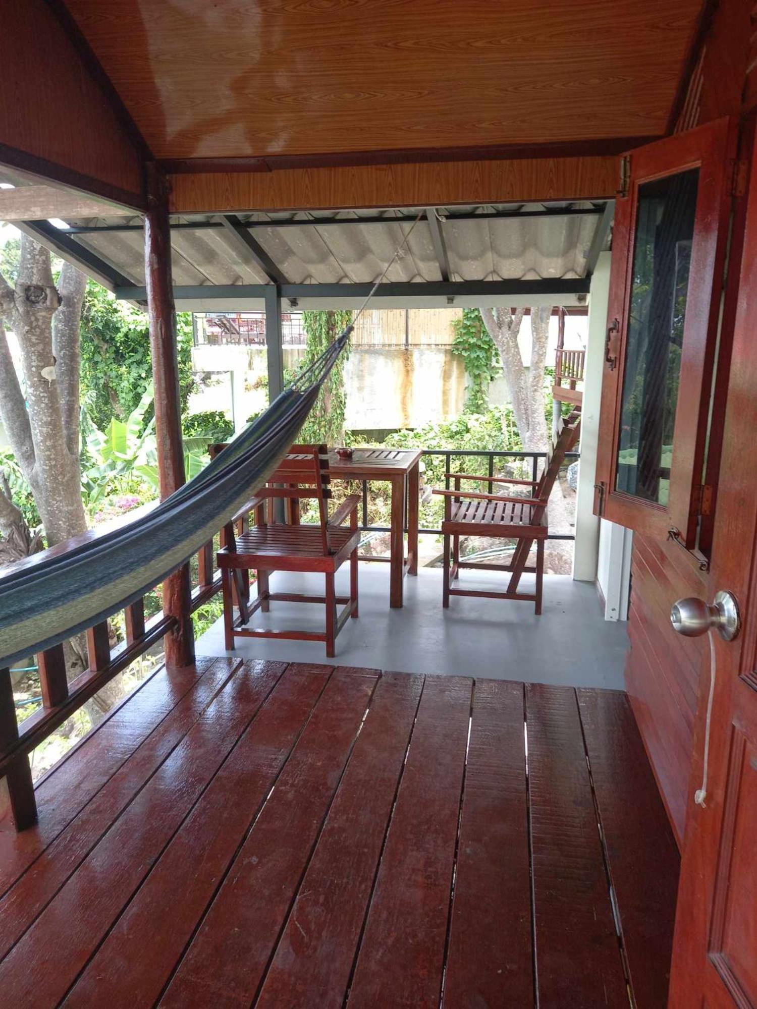 Easy Life Bungalows
