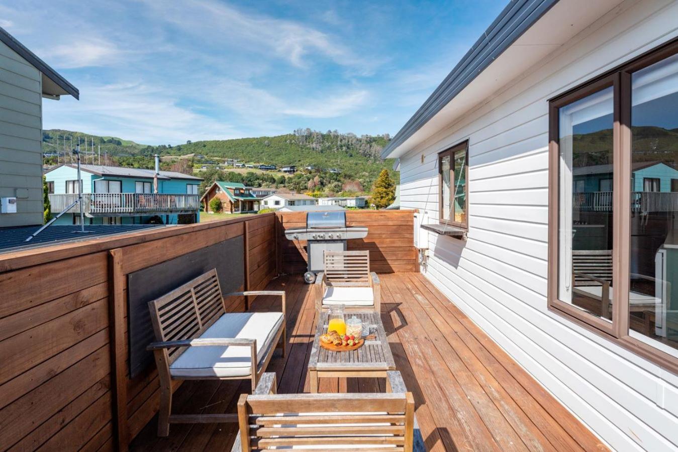 Kinloch Getaway