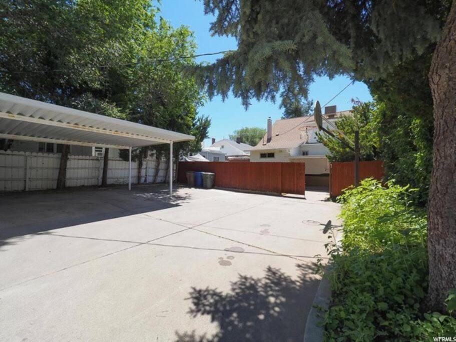 4 Br charming Bungalow Near Liberty Park and Sugarhouse view 4