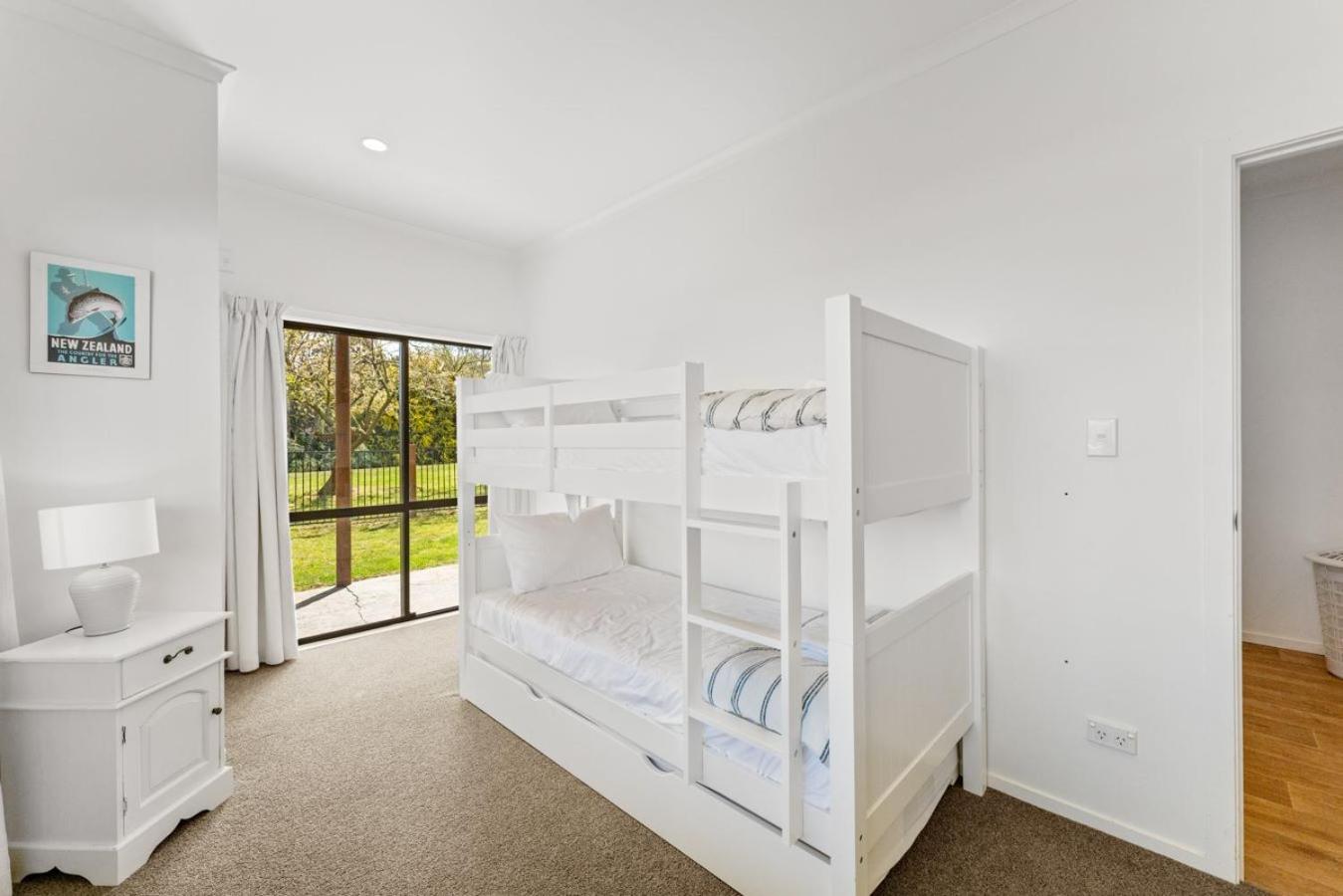 Kinloch Getaway