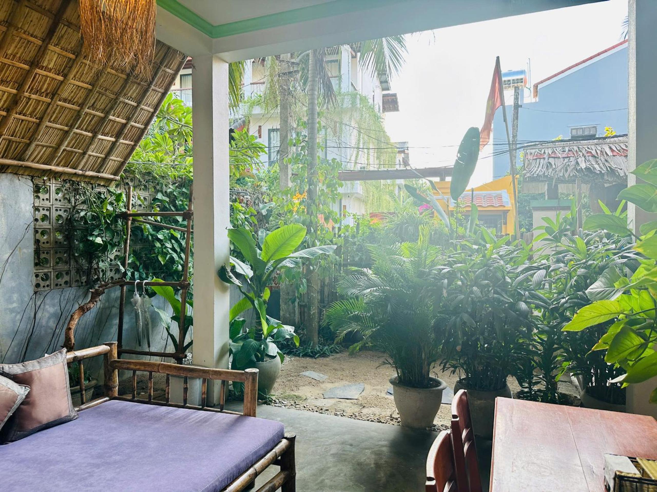 Small Family Homestay