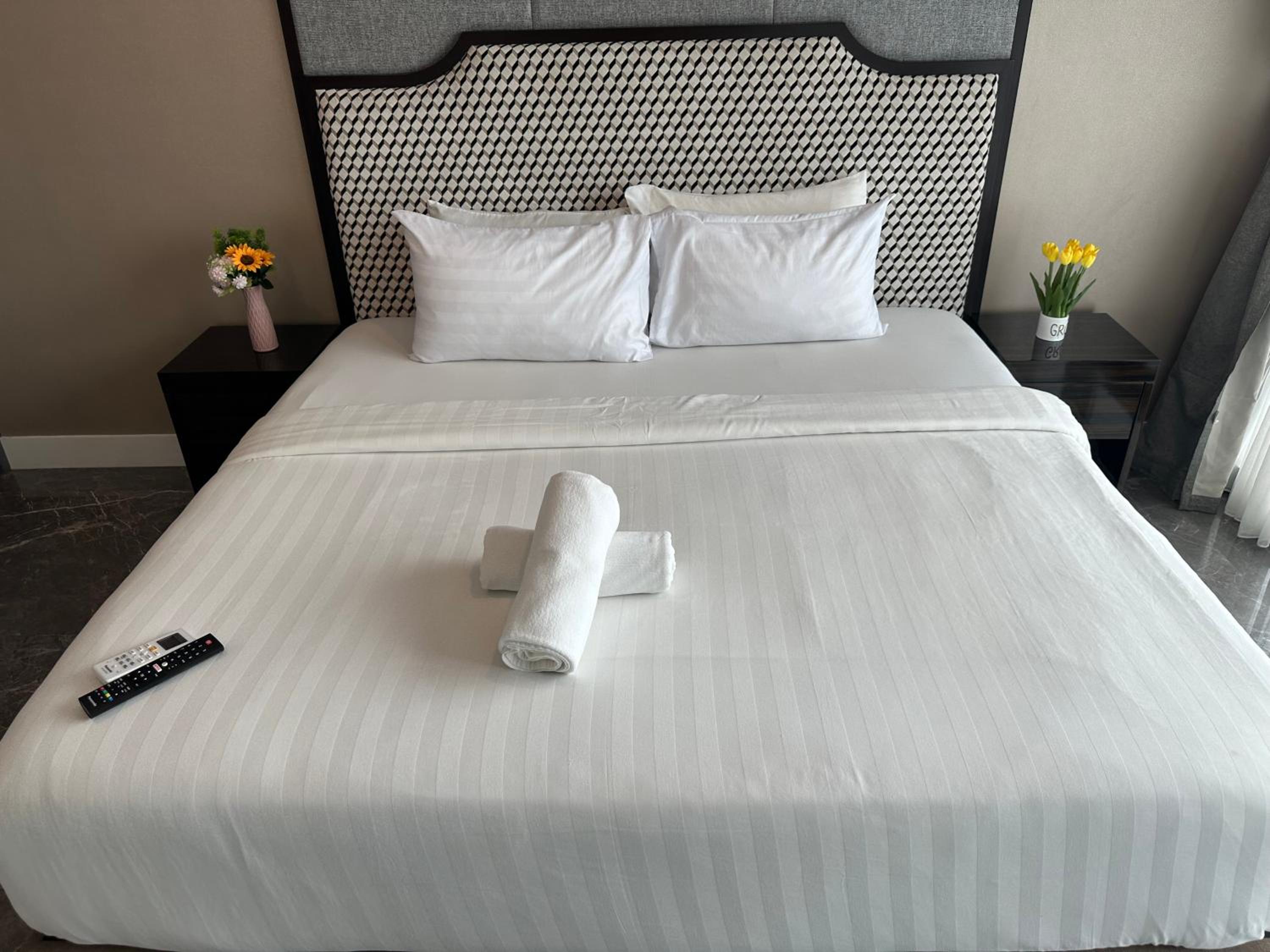 Platinum suites 2 klcc by BHS