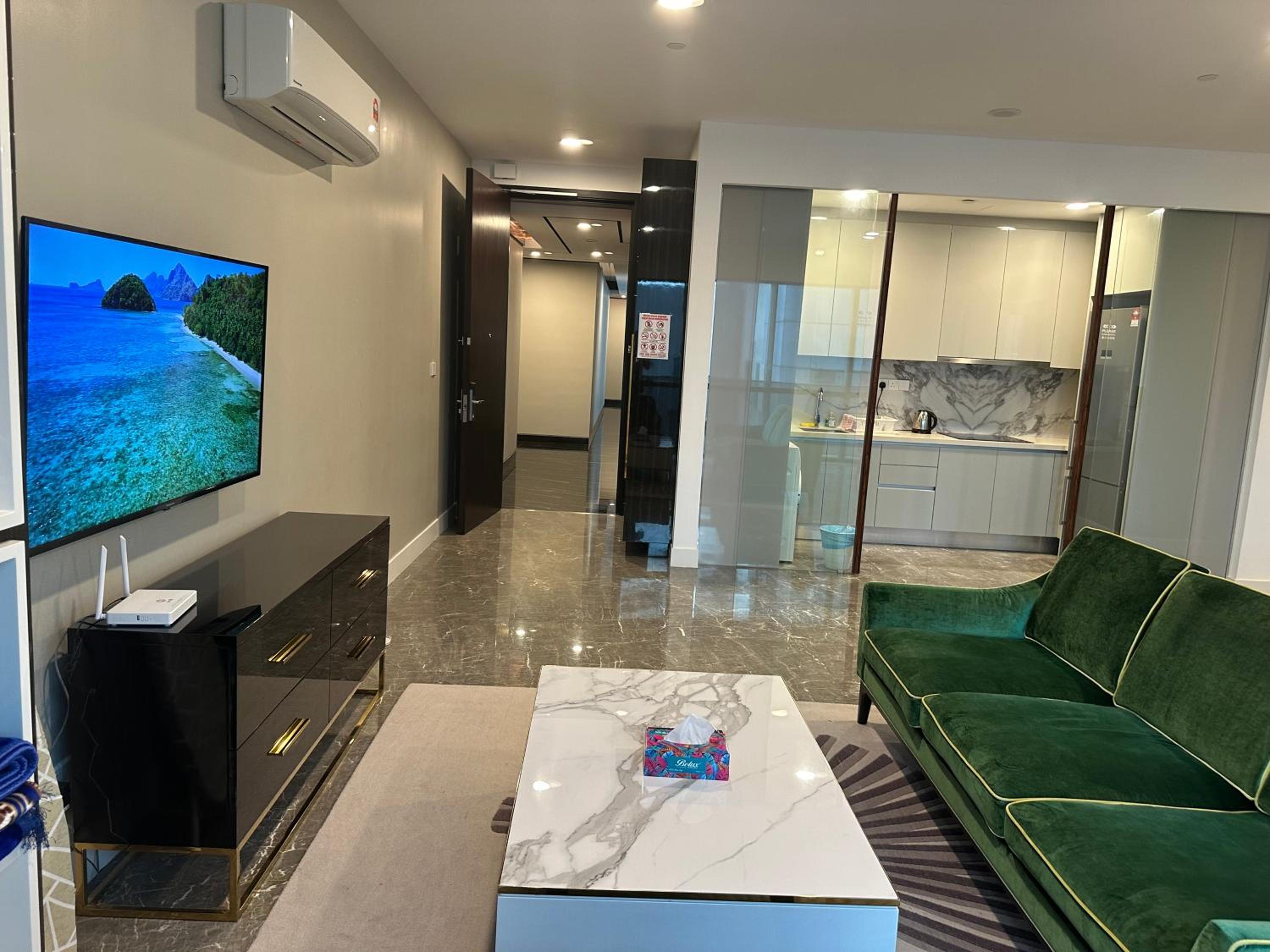 Platinum suites 2 klcc by BHS
