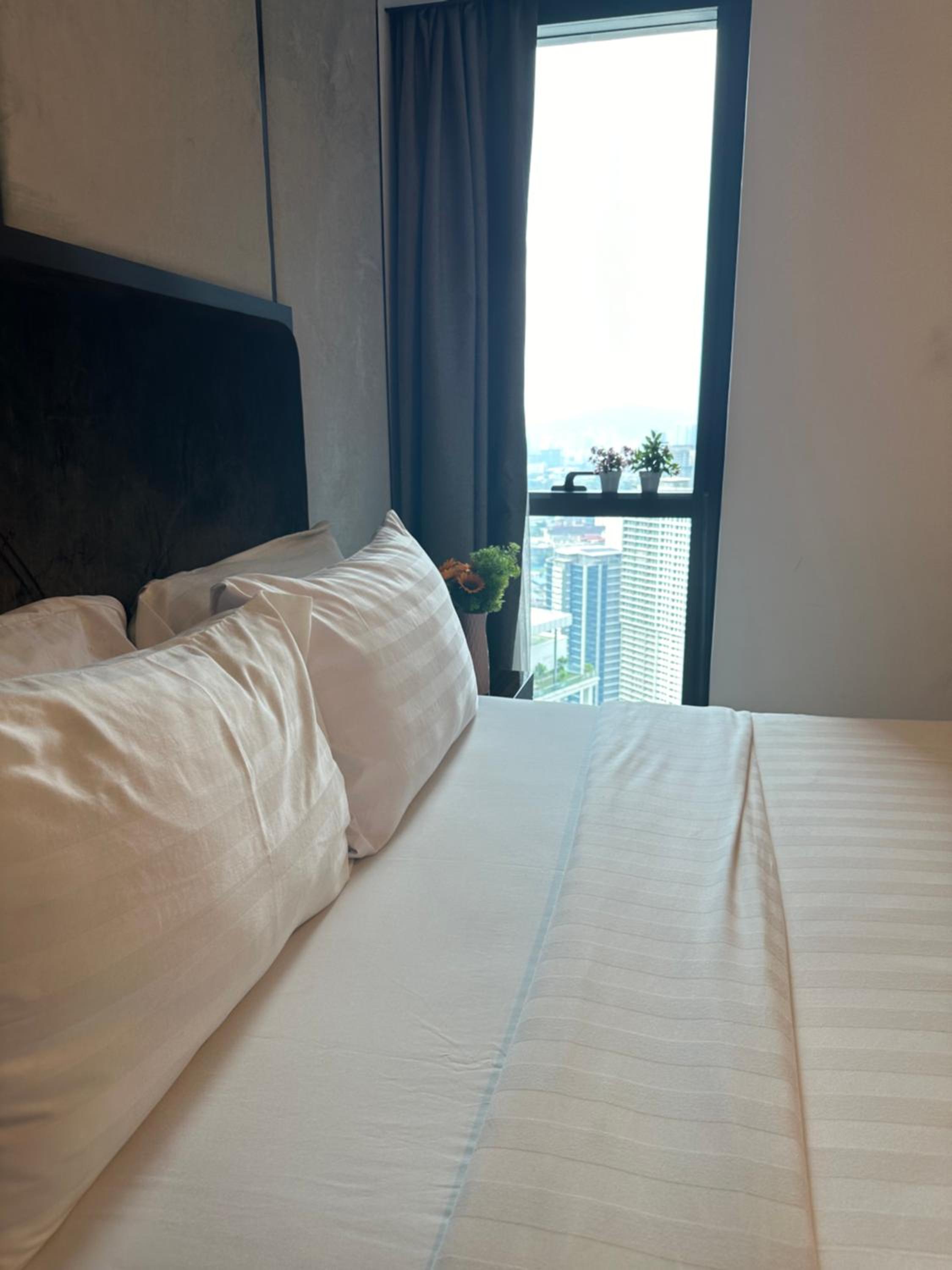 Platinum suites 2 klcc by BHS