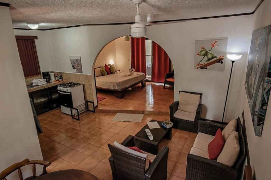 Manuel Antonio Beach VON HOUSE