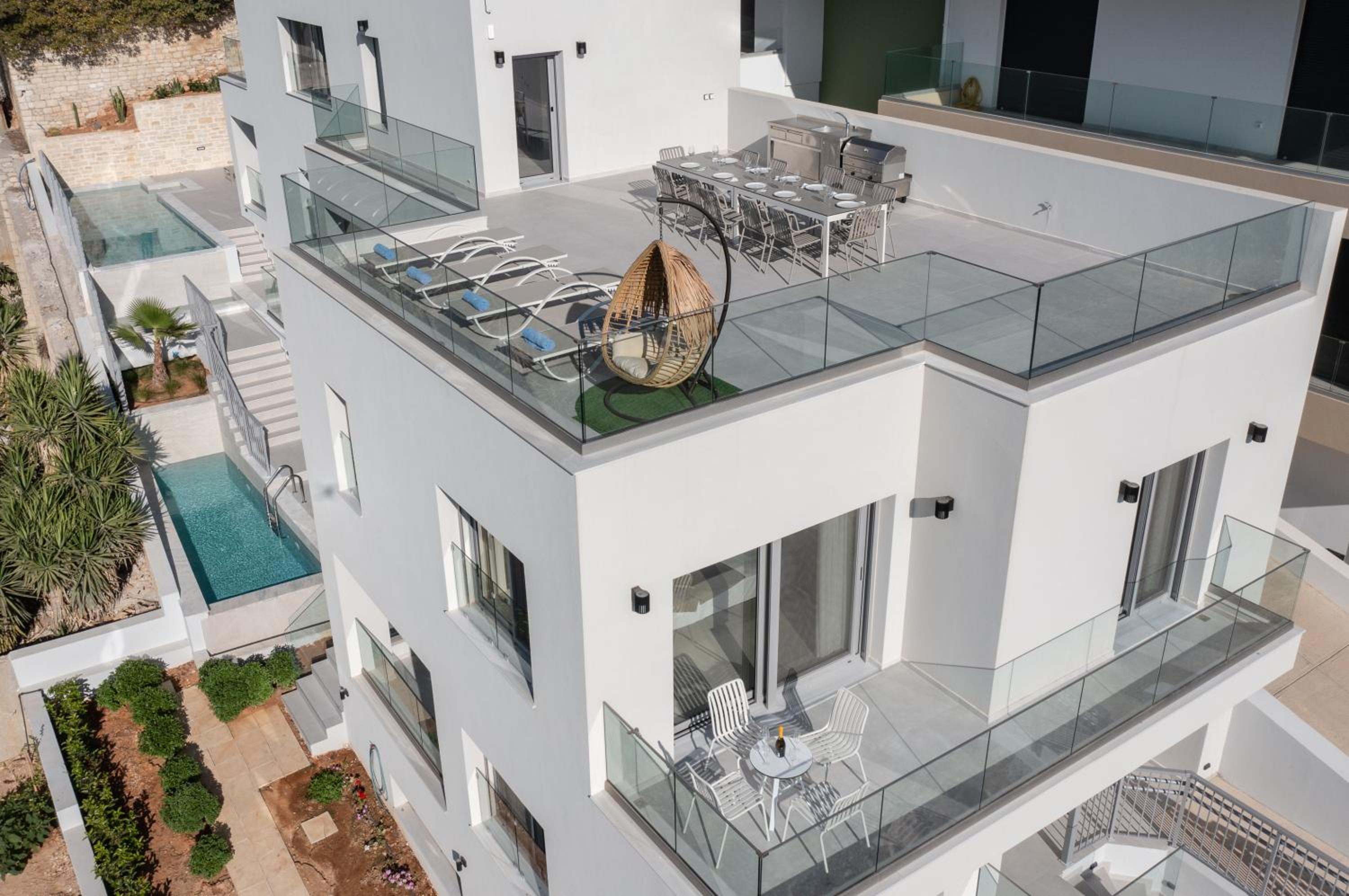 ArtCotel Luxury Villa