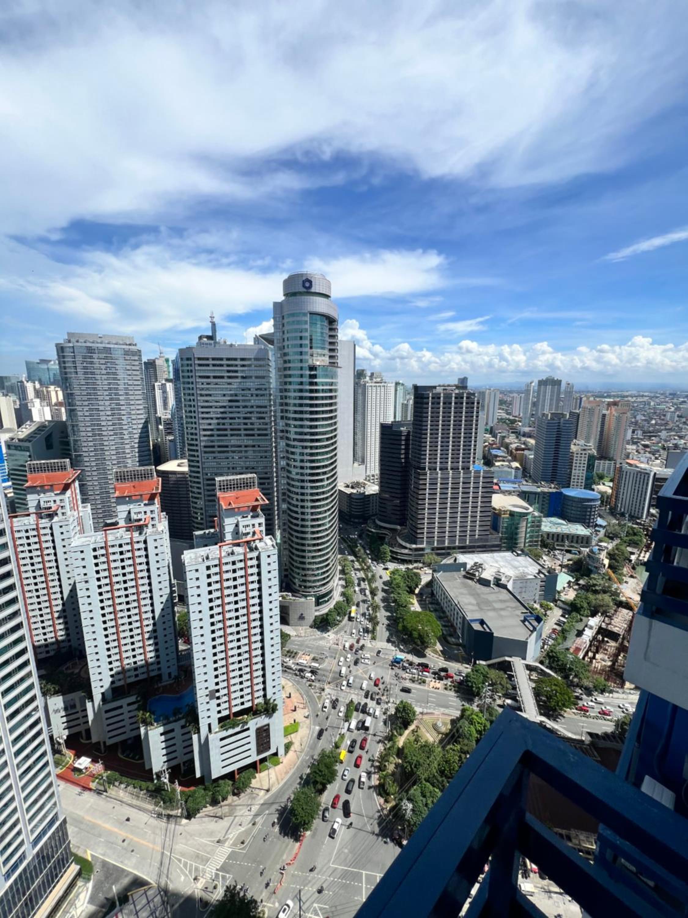 AM Condotel at Air Residences view 3