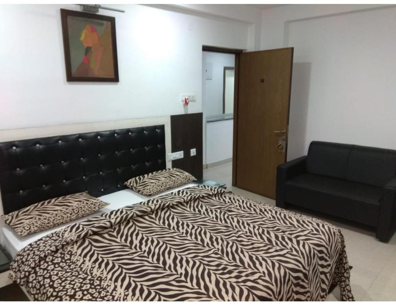 Hotel Executive Holiday, Patna view 5