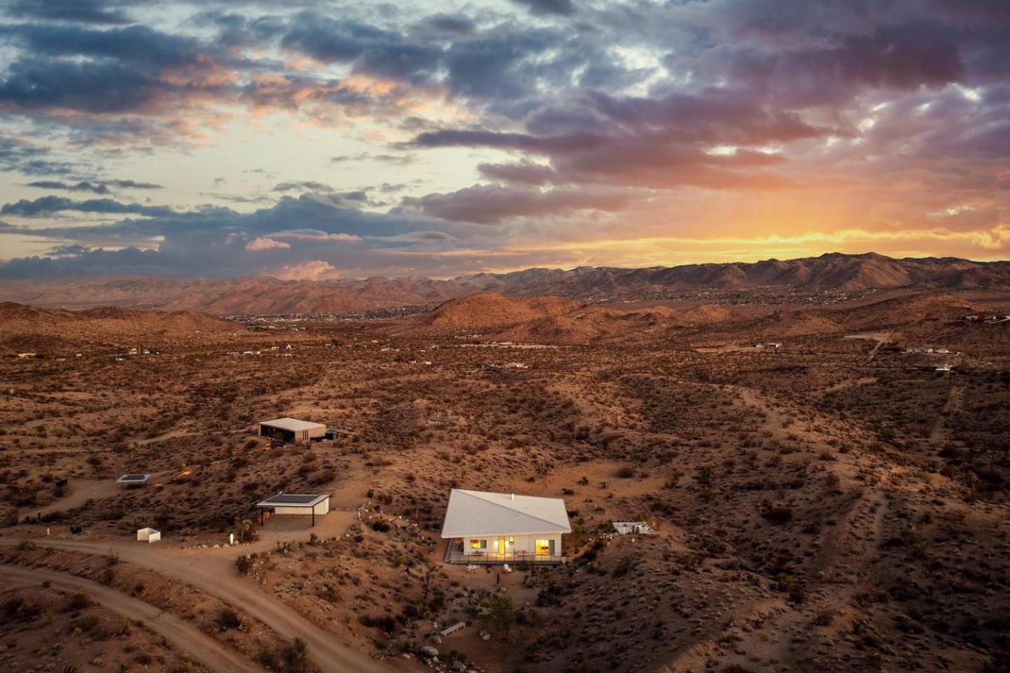Yin And Yang The Perfect Joshua Tree Retreat - Property Image 130