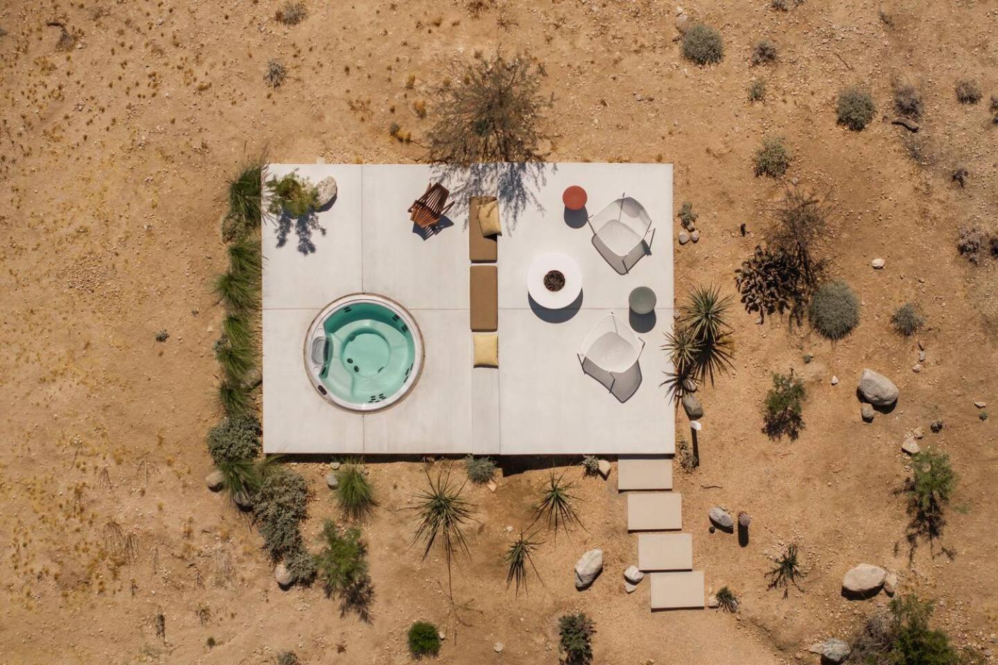 Yin And Yang The Perfect Joshua Tree Retreat - Property Image 137