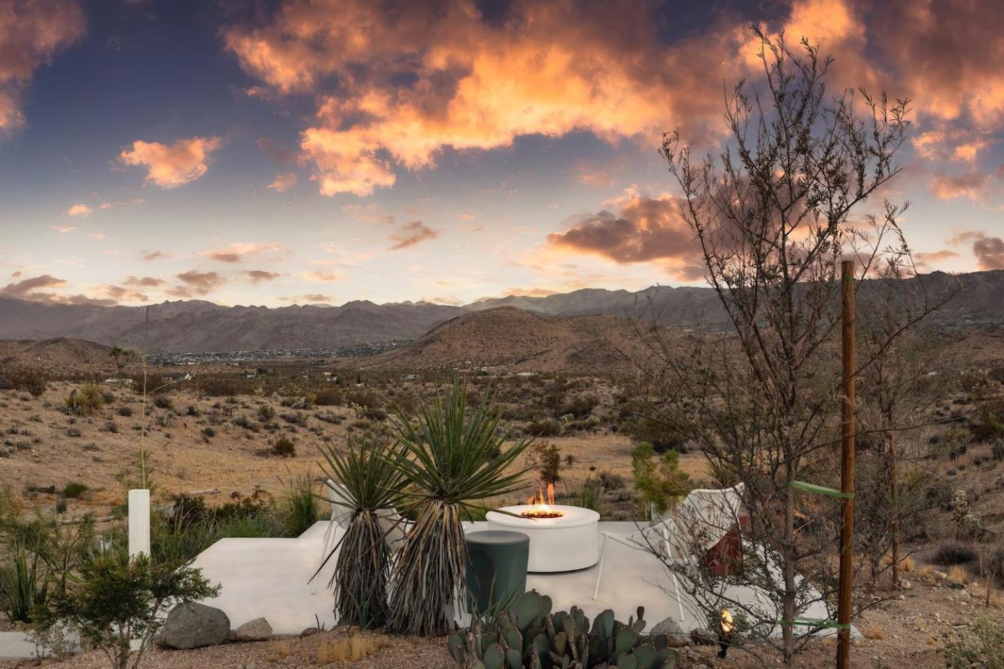 Yin And Yang The Perfect Joshua Tree Retreat - Property Image 70