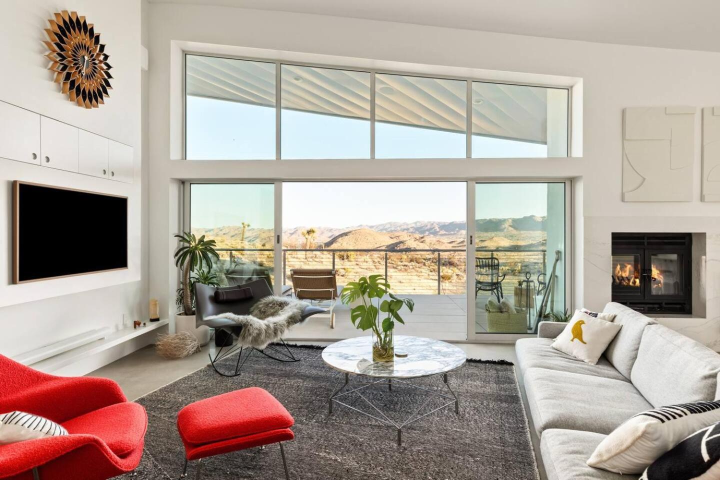 Yin And Yang The Perfect Joshua Tree Retreat - Property Image 72