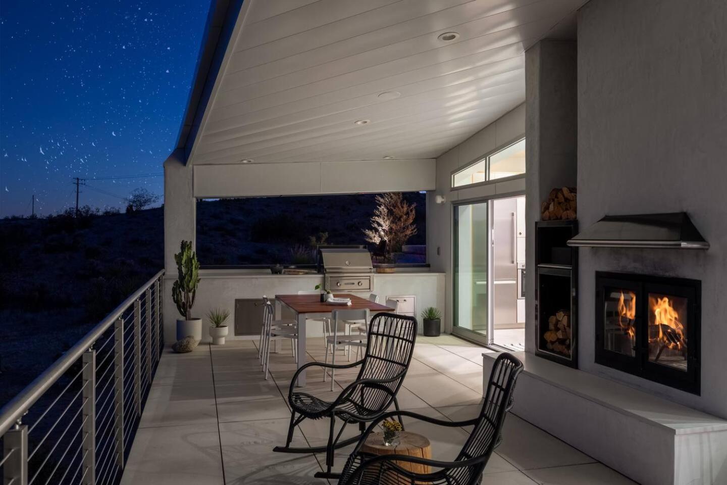 Yin And Yang The Perfect Joshua Tree Retreat - Property Image 142