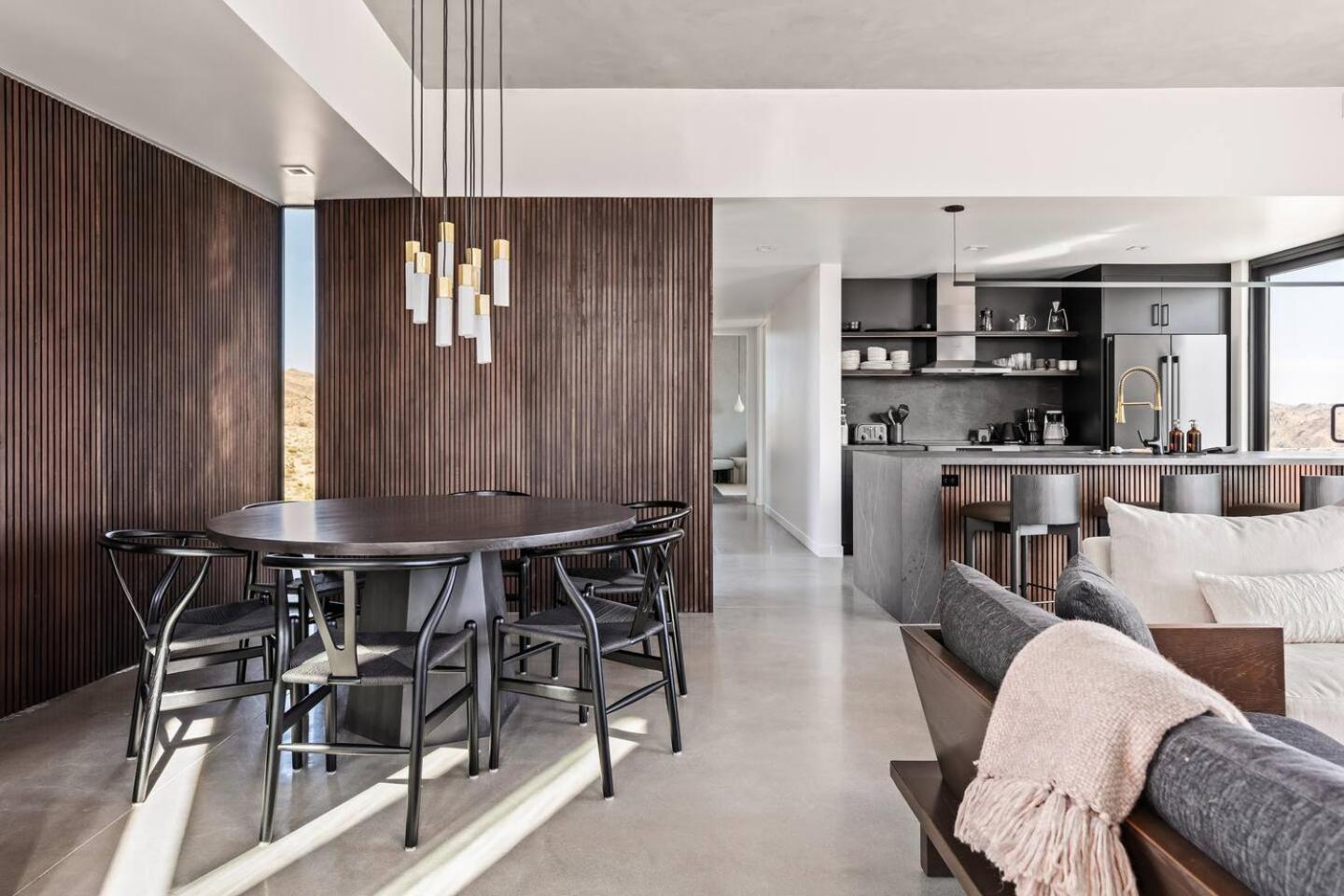 Yin And Yang The Perfect Joshua Tree Retreat - Property Image 157