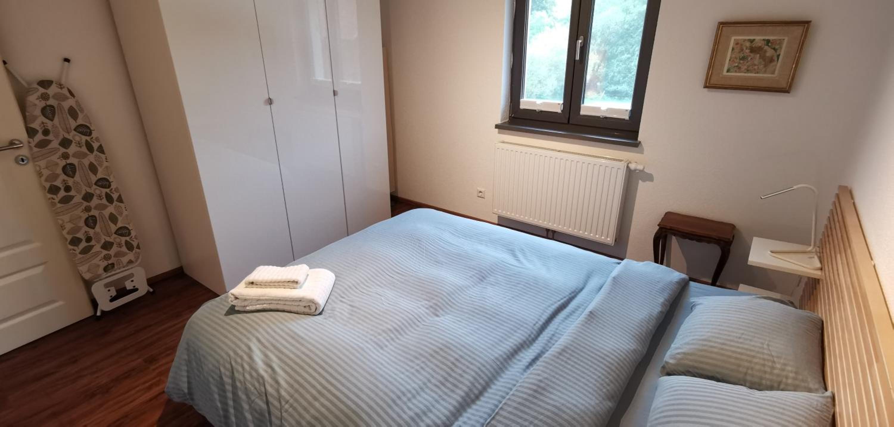 Exklusive Wohnung mit 2 Schlafzimmern für 4 Personen nur 30 Minuten von Zürich entfernt