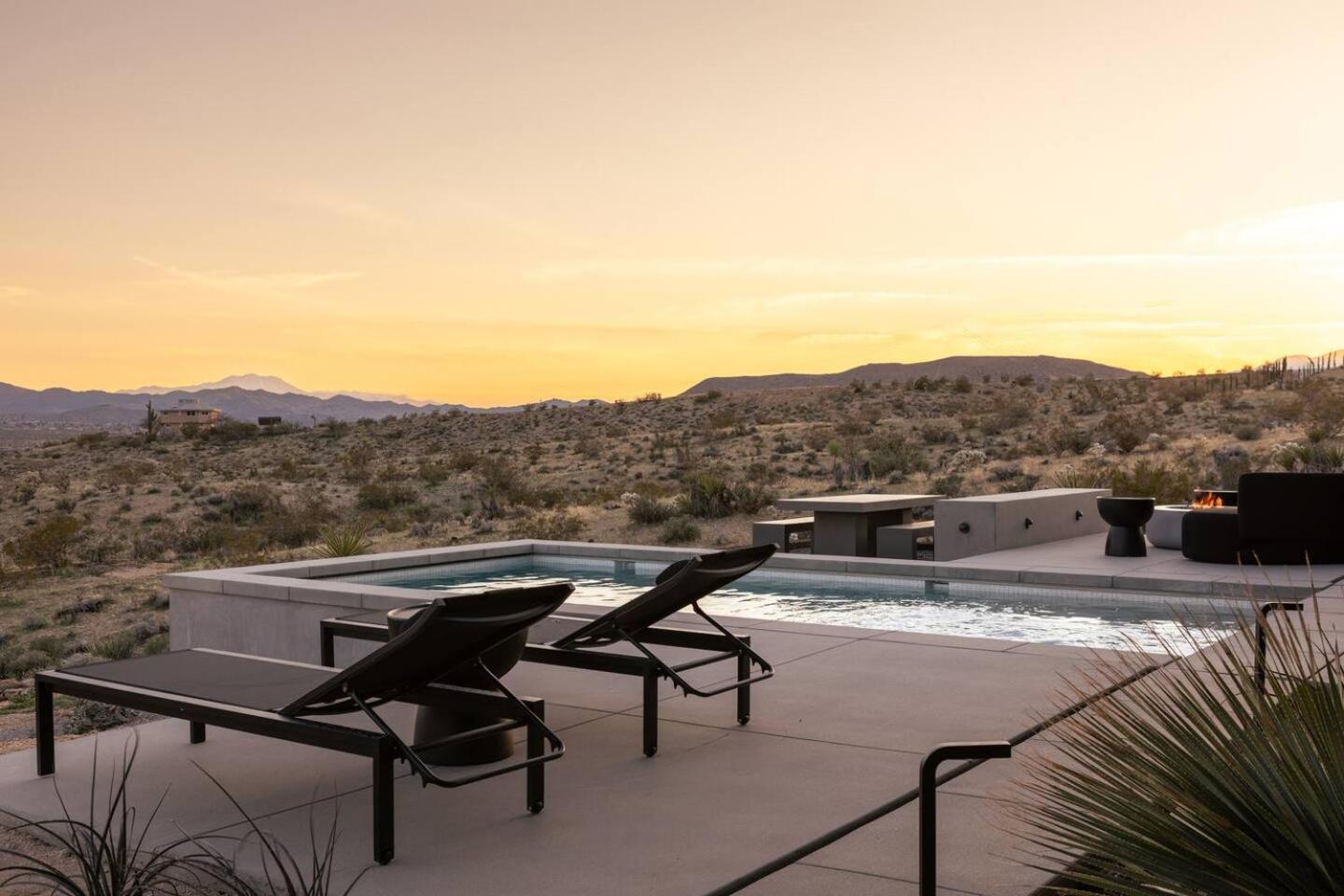 Yin And Yang The Perfect Joshua Tree Retreat - Property Image 164
