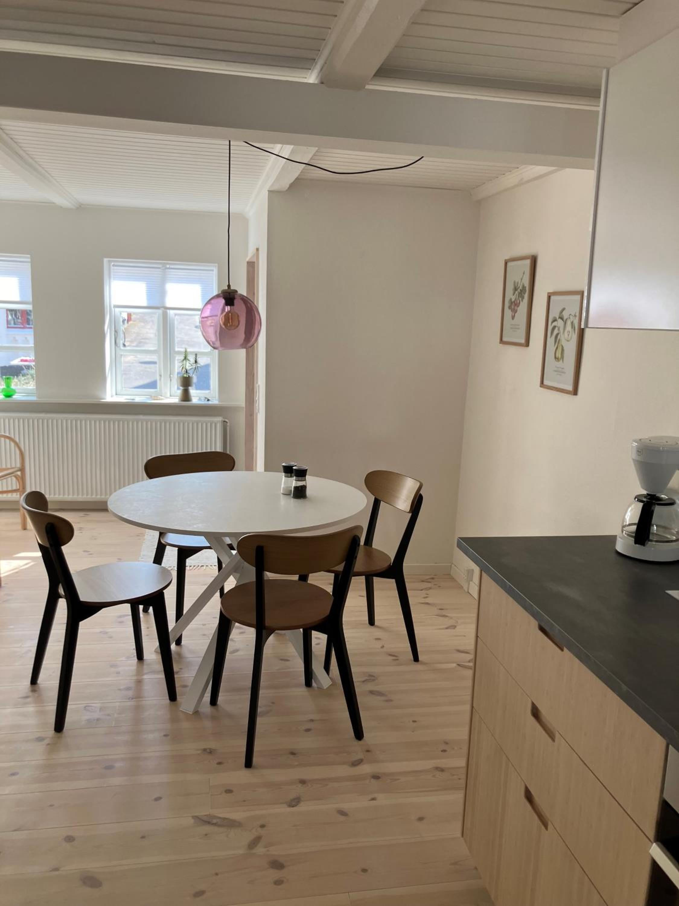 Nyrenoveret charmerende byhus