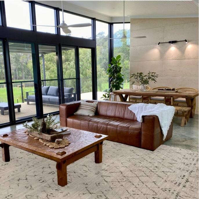 Wildwood Retreat a Luxury Vineyard Escape