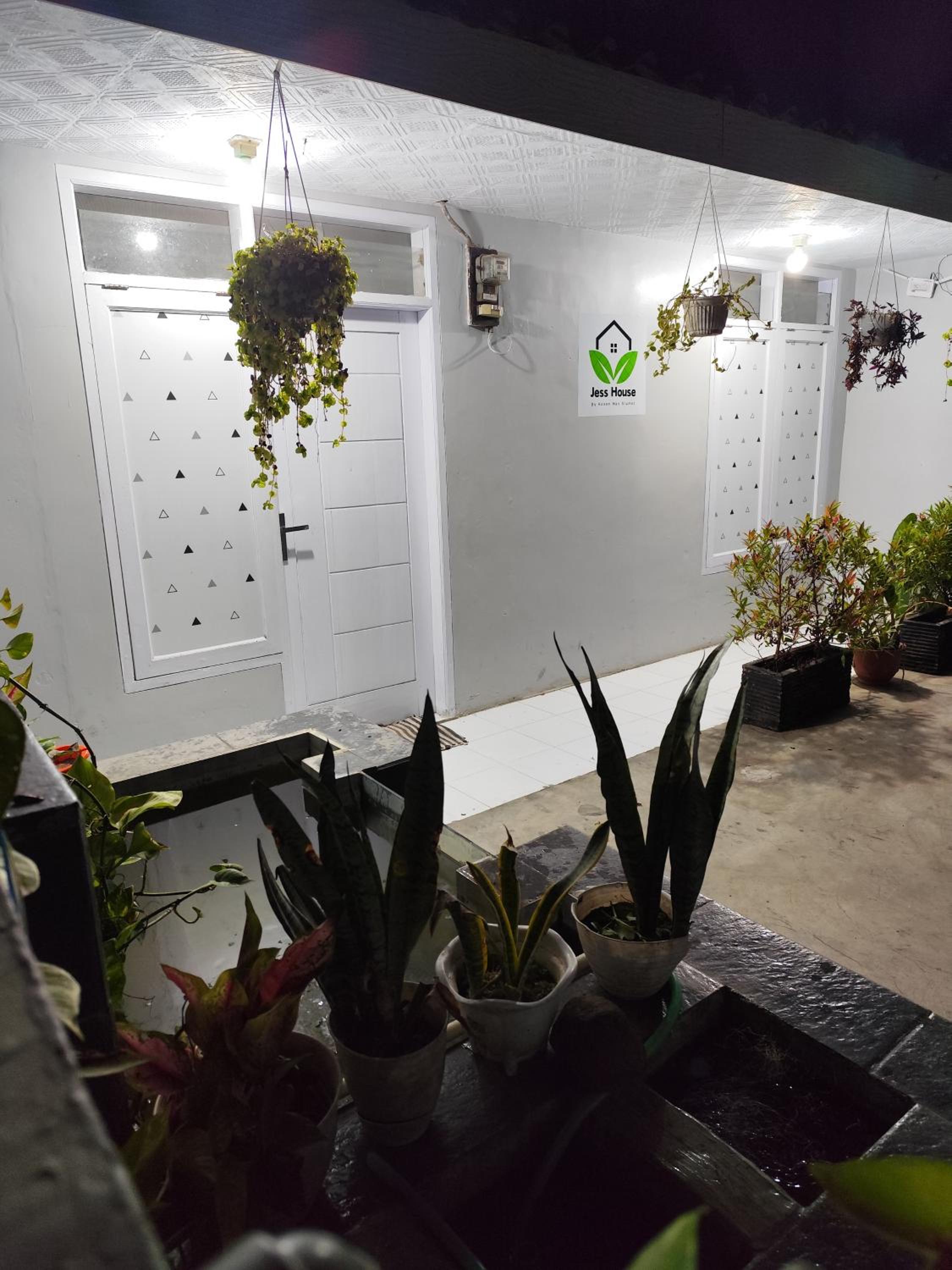 Jess House by Slamet view 2