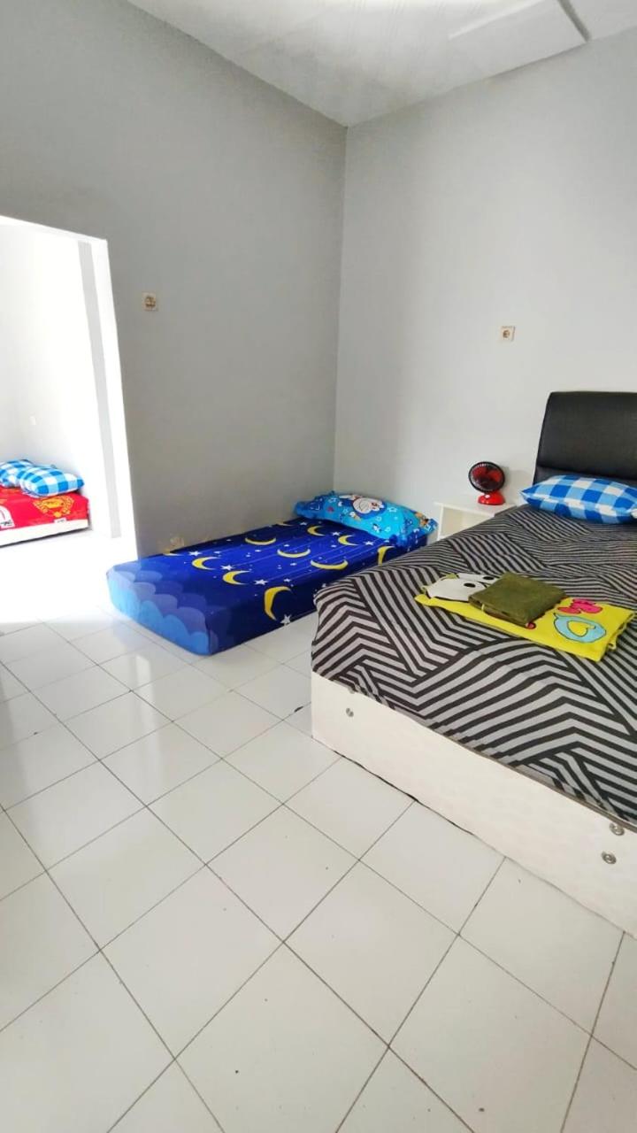 Jess House by Slamet view 4