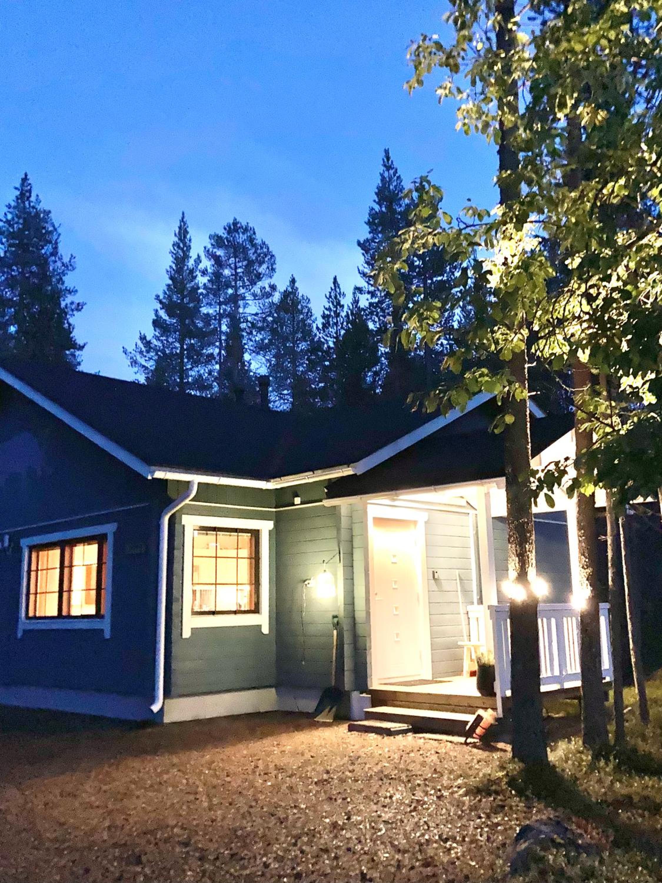 Hippu Holiday Home in peaceful location near Äkäslompolo