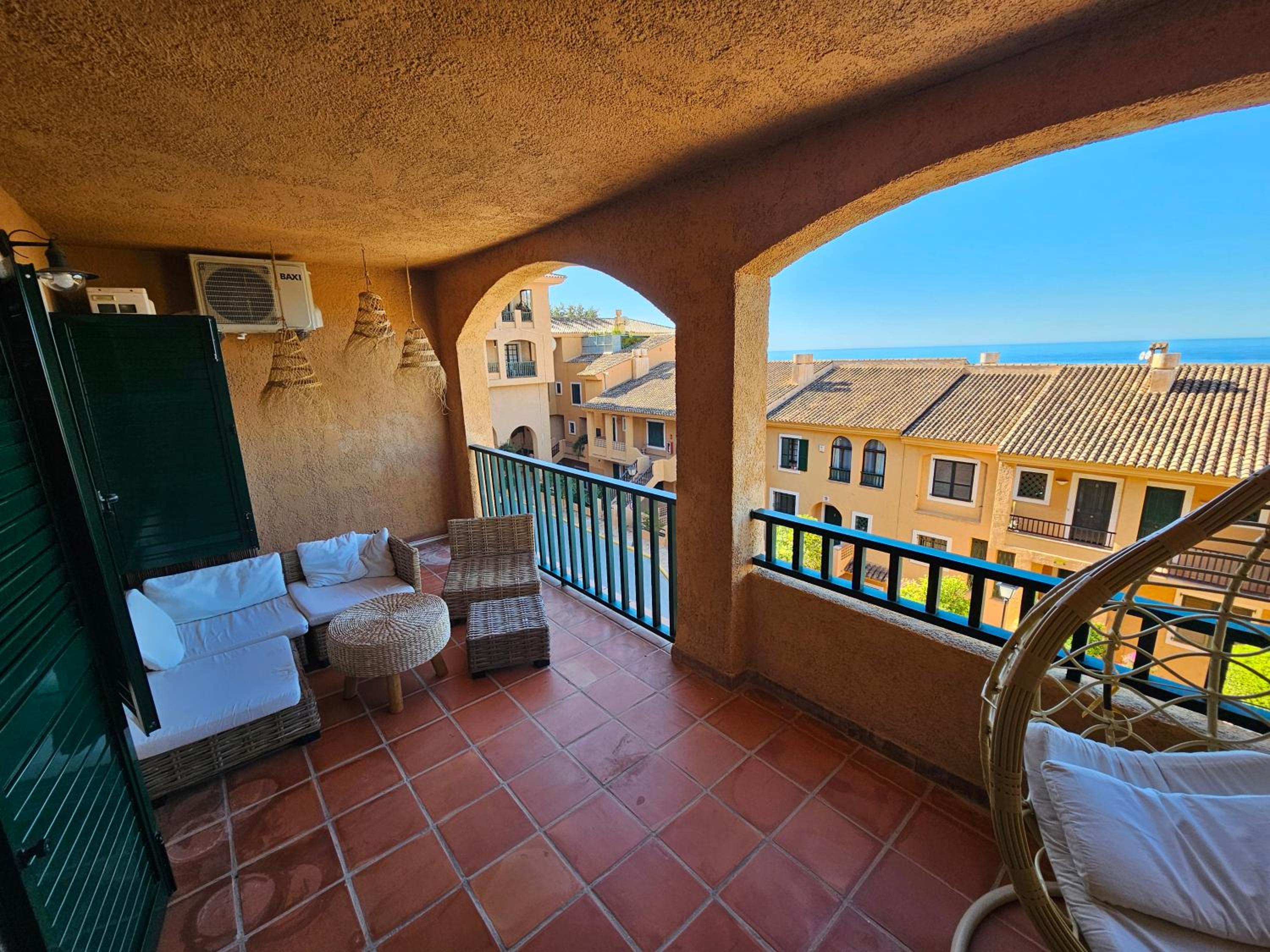 Luxury Apartments Mascarat