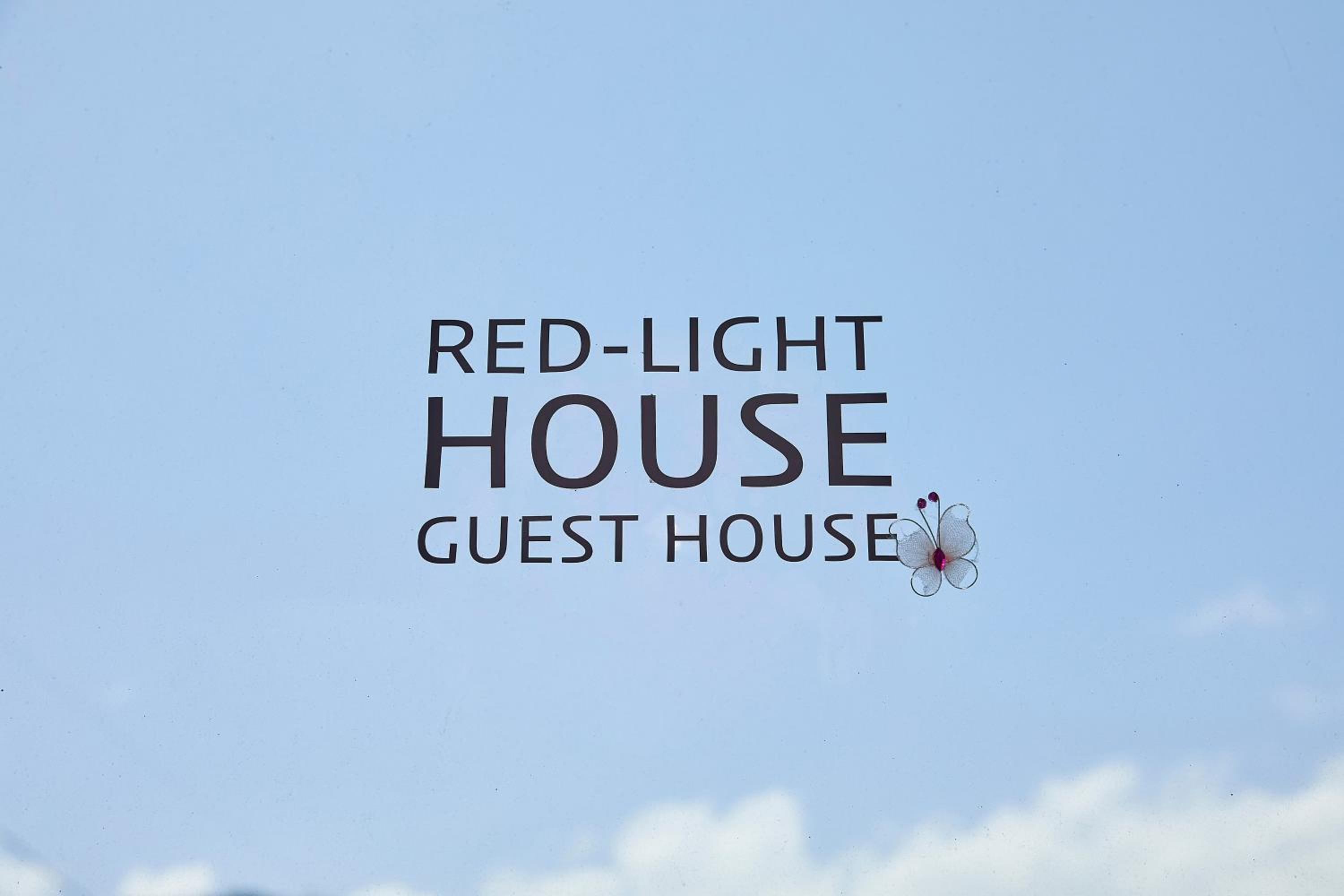 Red-Lighthouse Guest House view 3