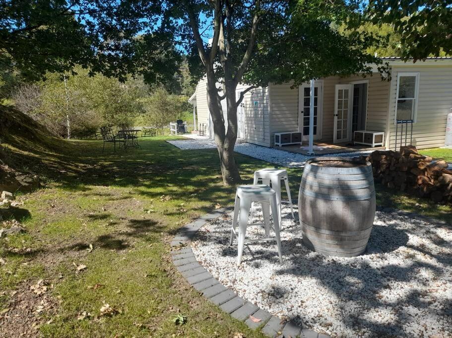 Old Oak Tree Cottage