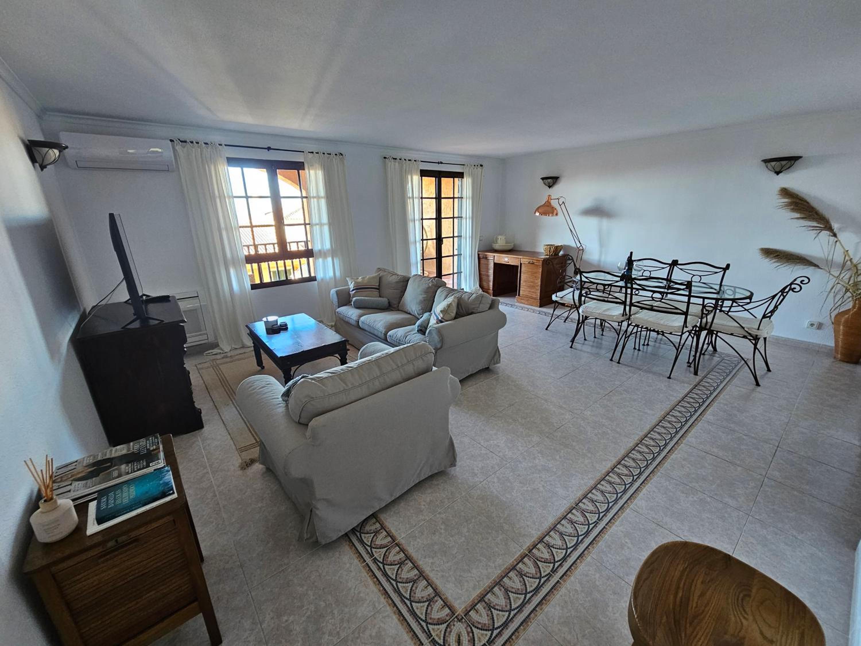 Luxury Apartments Mascarat