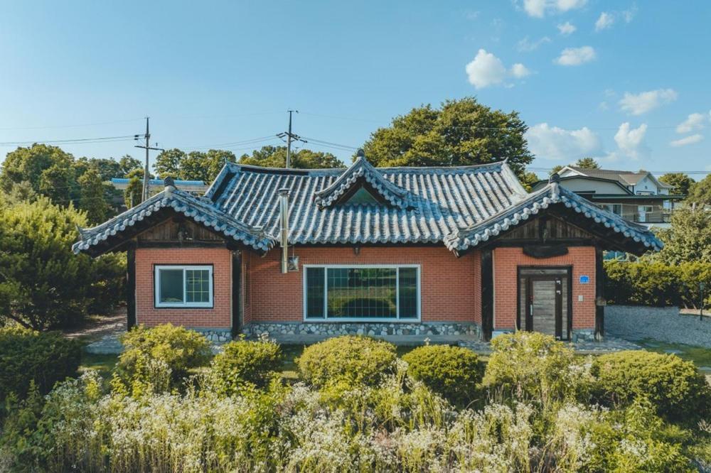 Chuncheon Viandante Dokchaehanok