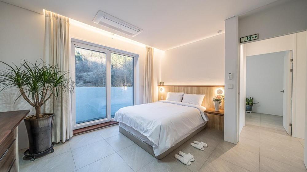 Hongcheon Jamjeok Private Pension view 3