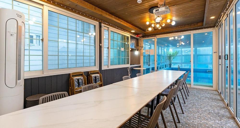 meeting & event spaces