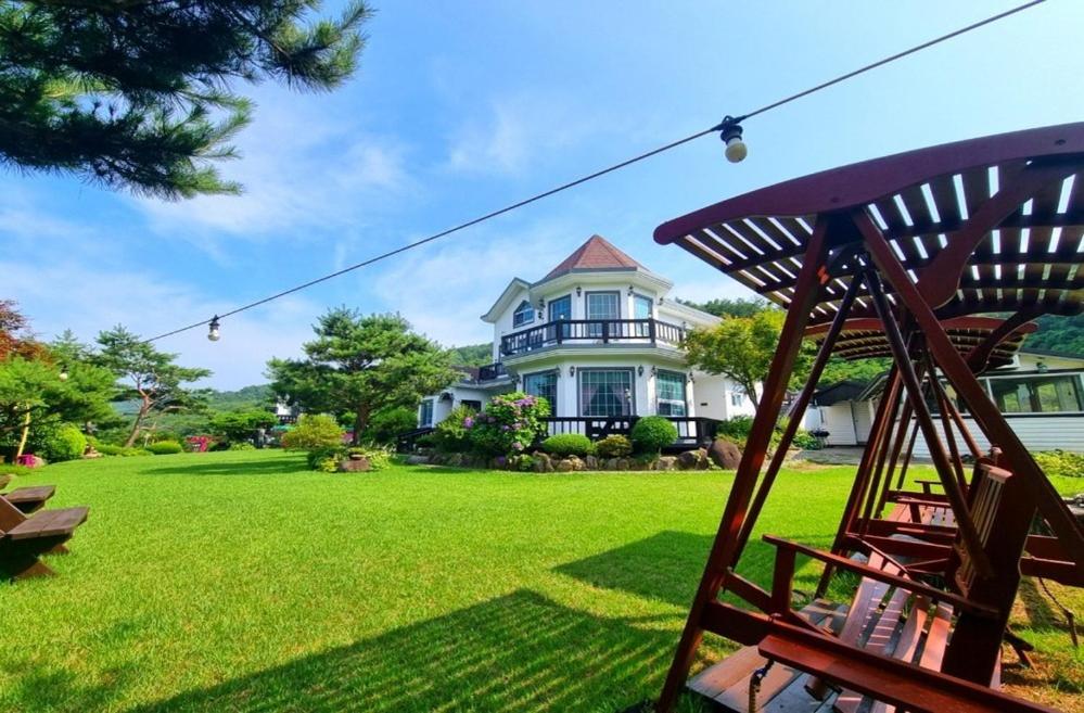 Samcheok Rose Valley Pension