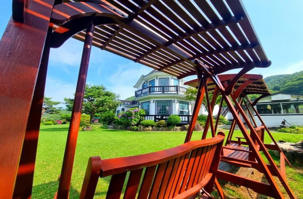 Samcheok Rose Valley Pension