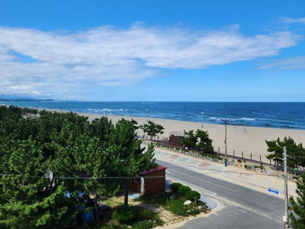 Yangyang Happy House Pension view 2
